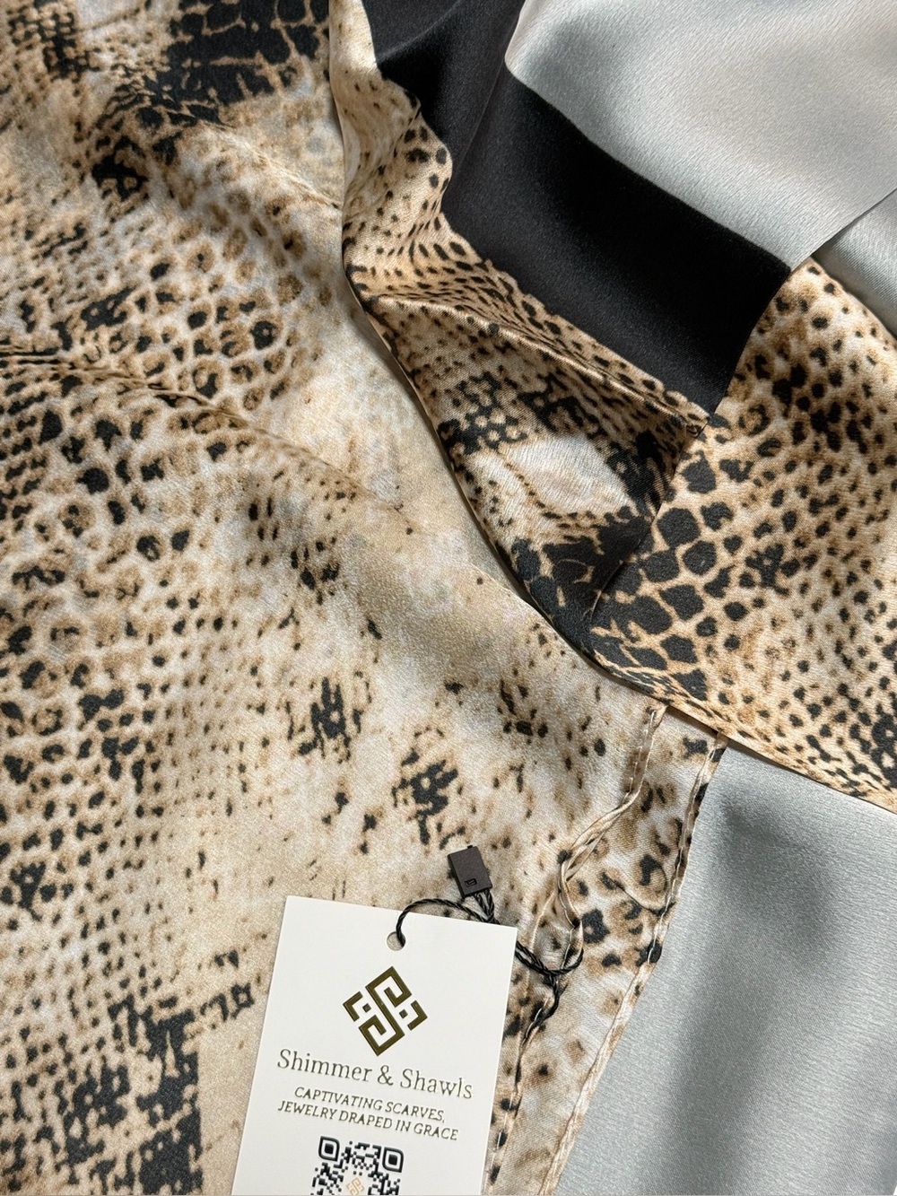 Silky Satin Exotic Snake Print & Grey Lightweight Oversized Scarf Shawl Wr - Picture 8 of 9